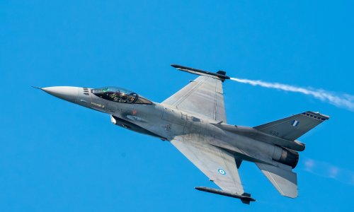 Grčki avioni presreli sumnjivi objekt kod Libanona, Iran odbio pregovore s Iranom