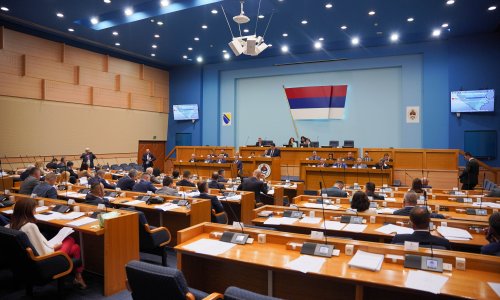 Srbi u BiH zbog Thompsona usvajaju posebnu rezoluciju