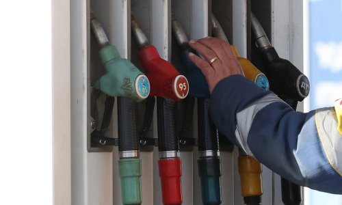 Srbija zabranila izvoz nafte i derivata: Štitimo tržište od nestašica