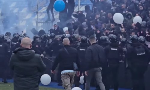 Nogomet ovo ne pamti: Utakmica Crvene zvezde prekinuta u 1. minuti zbog kaosa na tribini
