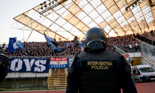 Oglasila se policija: Evo koliko je privedenih na derbiju Dinama i Hajduka