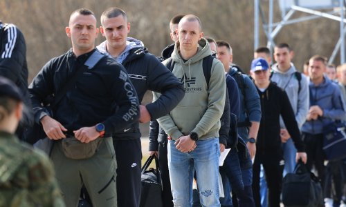Nova generacija vojnika: Prvi ročnici krenuli na obuku, neki došli i iz Njemačke