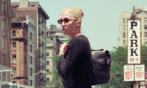 Omiljene traperice Carolyn Bessette-Kennedy izdužuju noge: šest modela za isprobati