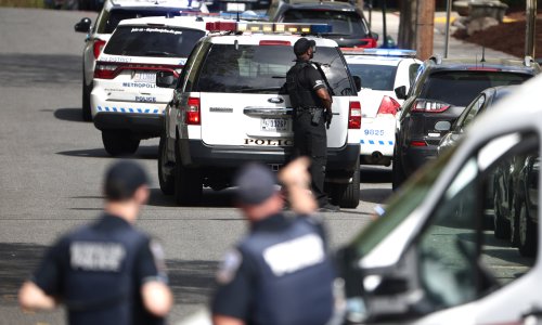 Auto se zabio u ogradu Bijele kuće: U tijeku velika intervencija policije