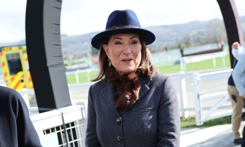 Zna kako privući pažnju: Za izlazak odabrala torbu od 58 tisuća eura i stari šešir Kate Middleton