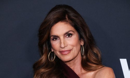 Cindy Crawford u 61. godini izgleda nestvarno: Na TikToku otkrila što svako jutro prvo napravi