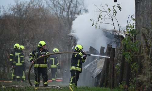 Požar blizu Jakuševca: Gori otpad u Jakuševečkoj ulici