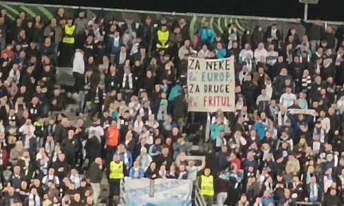 Pogledajte kako navijači Rijeke provociraju hajdukovce na utakmici sezone