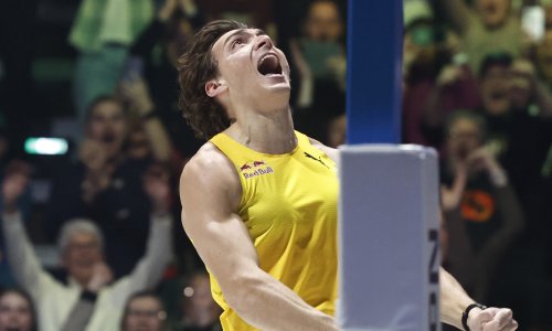 Kakav show; Mondo zabavljao publiku pa nakon rekorda poručio: Ovo mi je posebno važno