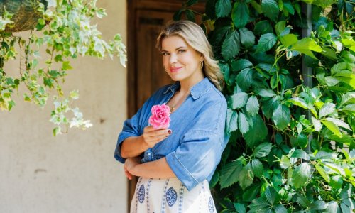 Voditeljica Anita Martinović pozirala s braćom: S jednim je povezuje i posao