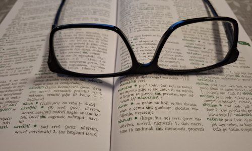 Utrka za najbolju novu hrvatsku riječ: Lažnica, strojumlje, brzovid, skliznik, inostvor...