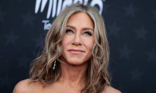 Zaboravite botoks: Jennifer Aniston kune se u ovaj hit tretman koji briše bore