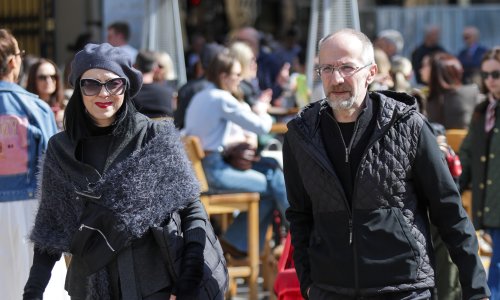 Sunčana subota izmamila poznata lica u centar Zagreba: Pogledajte tko je sve bio na špici