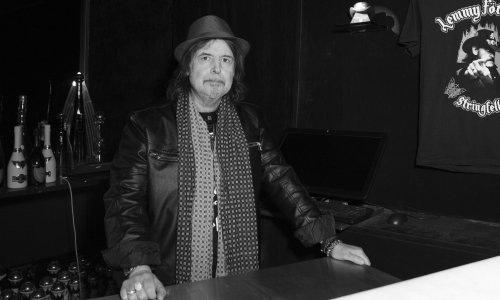 Preminuo gitarist Motörheada Phil Campbell, autor riffova koji su obilježili metal