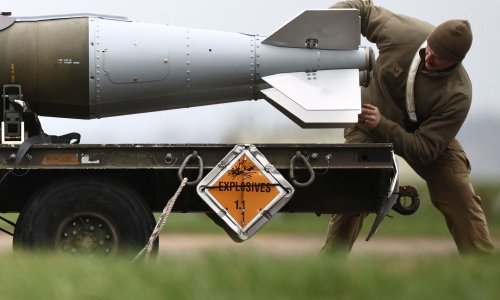 Iranska vojska prijeti Netanyahuu: Proganjat ćemo te; SAD objavio polijetanje nakrcanog bombardera