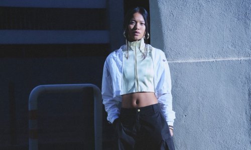 Kako u svakodnevne kombinacije uklopiti sportke komade