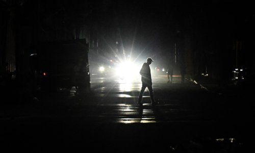 Kuba ponovno u mraku: Oko 10 milijuna ljudi ostalo bez struje