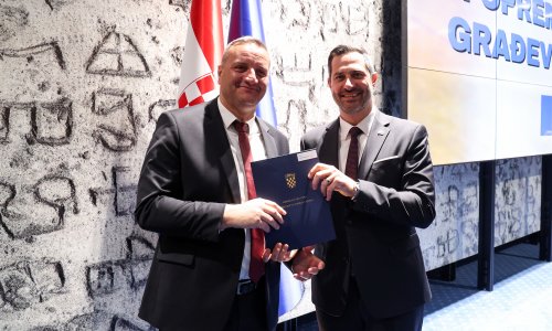 Uručeno 148 ugovora za sportsku infrastrukturu vrijednih 27 milijuna eura