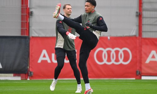 Bayern bez golmana: 16-godišnjak može u povijest, ali čeka se dozvola države