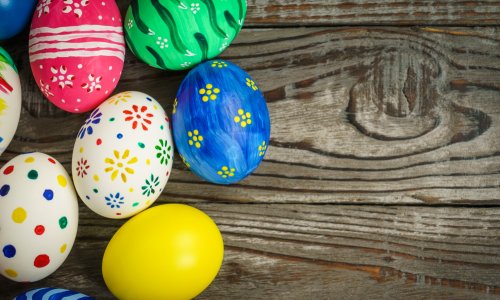 Zaboravite ocat: Ovaj jeftini sastojak tajna je savršeno obojenih uskrsnih jaja