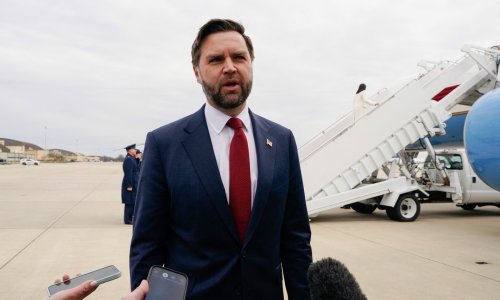 Vance priznao: 'Imamo problem!'