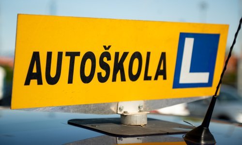 Varanje na vozačkom ispitu eksplodiralo: Ljudi masovno šalju dvojnike