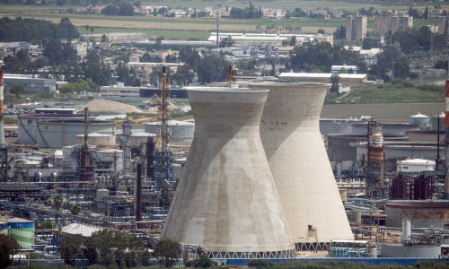 Iran nastavlja osvetu: Pogođena jedna od ključnih izraelskih rafinerija