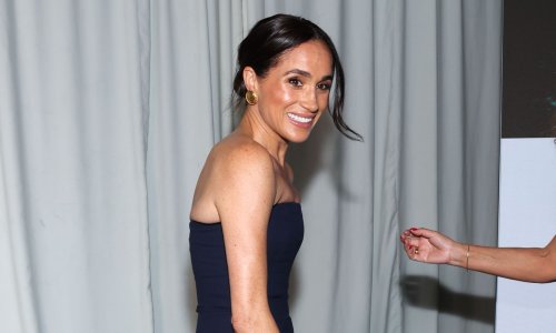 Modni minimalizam Meghan Markle: Oduševila pojavom u jednostavnoj haljini