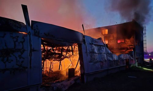 VIDEO Napad u Češkoj: Aktivisti zapalili izraelsku vojnu tvornicu