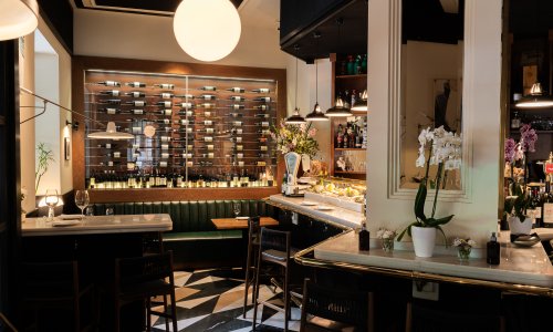 Kvartovski bar s dvije Michelinove zvjezdice