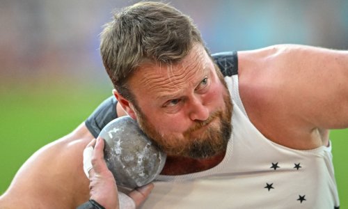 Walsh četvrti put svjetski prvak u kugli, de Sousa prvakinja u skoku udalj