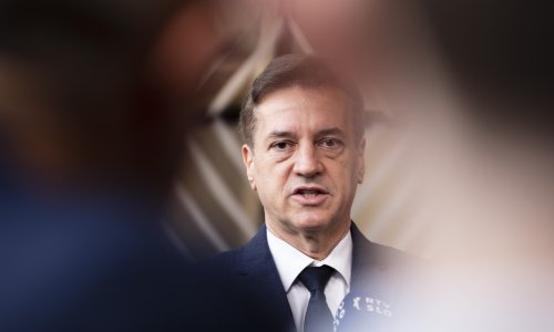 Golob proglasio pobjedu: 'Bilo je napeto'; Janša: 'Prebrojat ćemo svaki glas'