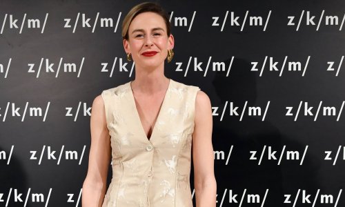 Zaboravite klasiku: Ovako se romantičan stajling razbija teškim 'combat' čizmama