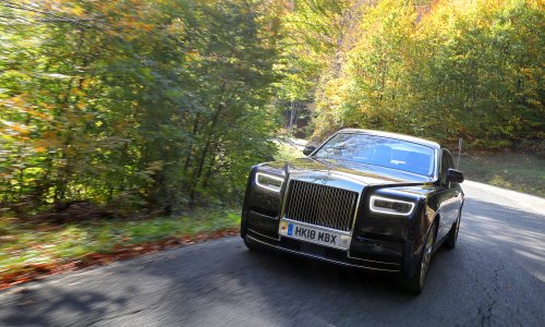 Rolls Royce uputio dramatičan apel korisnicima: Nemojte koristiti stražnja sjedala!