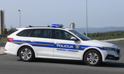 Policija u Šibeniku prijavila ženu zbog sumnje na pranje novca prijevarama