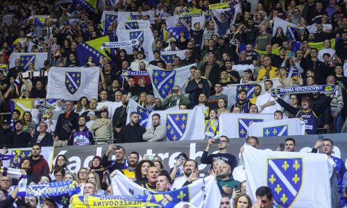 Pogledajte kako su navijači BiH 'zauzeli' Cardiff prije važne utakmice za SP