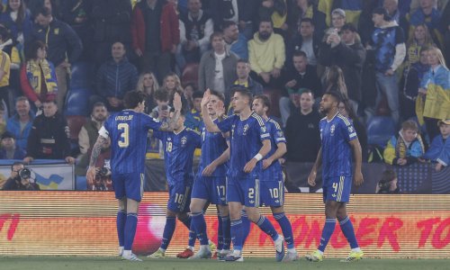 Pogledajte kako je zvijezda Arsenala zabila tri gola Ukrajini, asistirao mu i golman