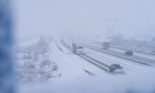 Kaos na cestama prema obali: Kamioni ne mogu prema Primorju i Dalmaciji, dio A1 zatvoren za sva vozila