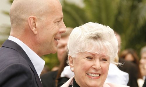 Majka Brucea Willisa i sa 90 volontira u policiji: 'Ona je ovdje ikona'