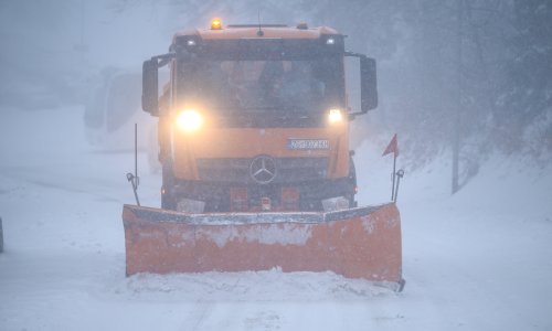 Skupina djece odsječena na Sljemenu: 'Bojimo se, još je bio i potres!'