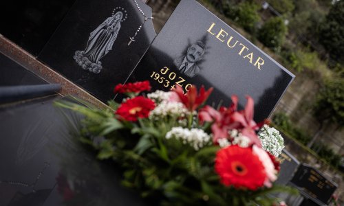 Sin ubijenog doministra Leutara optužio vlasti da izbjegavaju pronaći ubojice