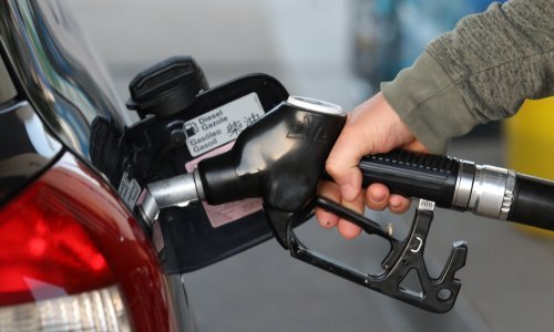 Treperi vam lampica na dizelašu? Evo što poručuje i kada morate u servis