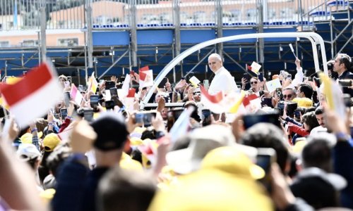 Papa stigao u Monako: 'U Božjim očima, ništa se ne prima uzalud!'