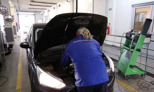 Koje ulje je najbolje za vaš automobil? Krivi odabir mogao bi vas skupo stajati