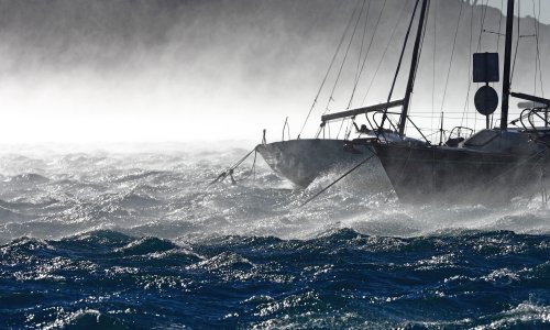 Nevrijeme pred vratima: Bura će rušiti sve pred sobom, upozorenje najviše razine