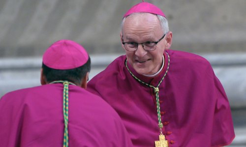 Papa imenovao nadbiskupa Petra Rajiča za prefekta Papinskog dvora