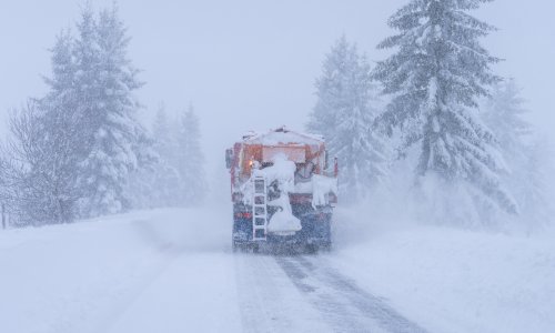 Crveni meteoalarm! Orkanski vjetar, kiša, snijeg - evo gdje će biti najgore i dokad će trajati