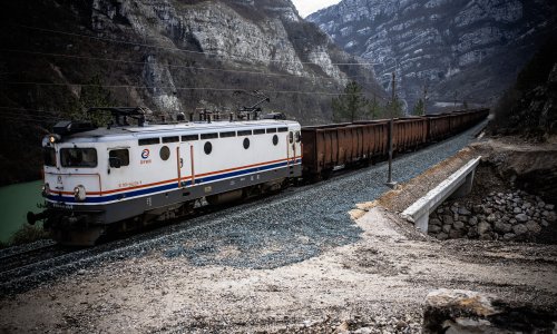Planira se uvođenje stalnih vlakova između Zagreba i Sarajeva, no nekoliko je problema