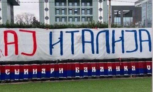 Navijači Borca u Banjoj Luci razvili poruku podrške Italiji uoči dvoboja s BiH