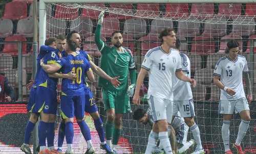 Pogledajte kako Jusuf Nurkić ismijava najveću talijansku zvijezdu nakon ispadanja u Zenici